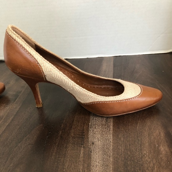 Brooks Brothers Italy Leather & Fabric Heels, sz 6 - Picture 3 of 8